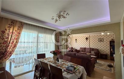 KARŞIYAKA YÜKSEK VADİ EVLERİNDE SATILIK PRESTİJLİ 4+1 DAİRE
