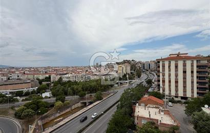 Deniz Manzaralı, Asansörlü ve Kapalı Mutfaklı Fırsat 2+1