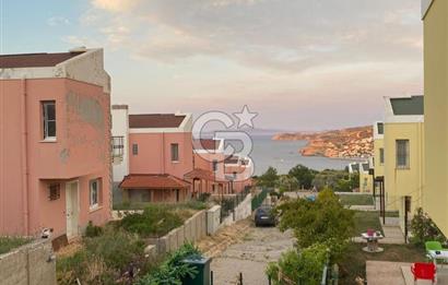 Karaburun Hasseki Mahallesi’nde Deniz Manzaralı 3+1 Satılık Villa 