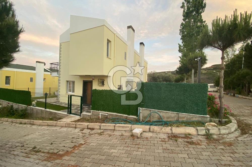Karaburun Hasseki Mahallesi’nde Deniz Manzaralı 3+1 Satılık Villa 