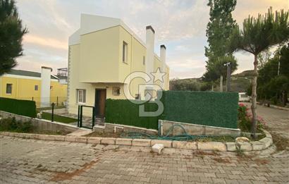 Karaburun Hasseki Mahallesi’nde Deniz Manzaralı 3+1 Satılık Villa 