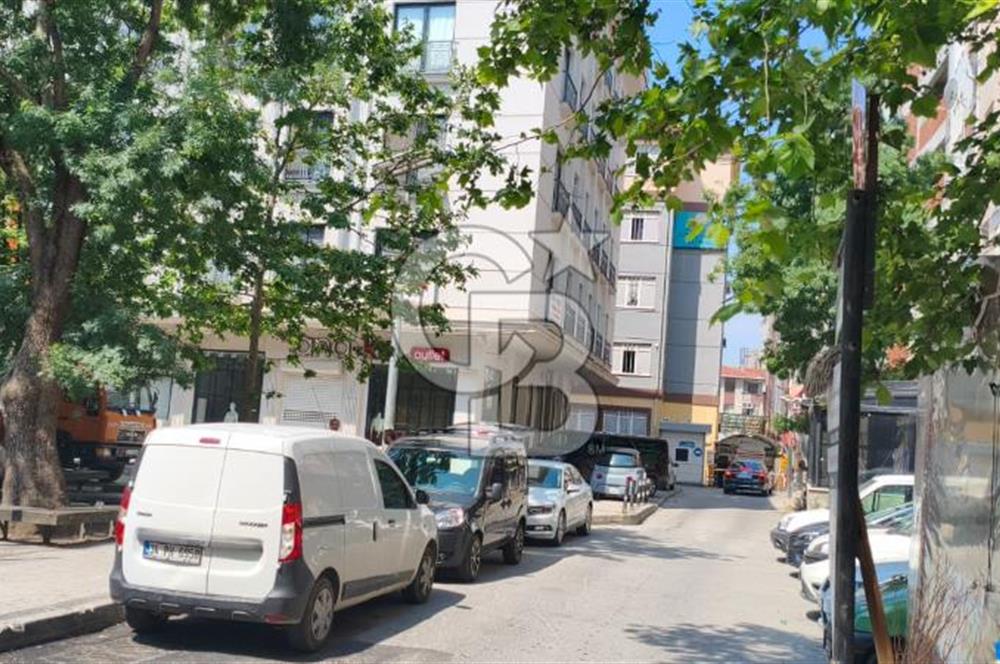 ÜMRANİYE ATATÜRK MAHALLESİ'NDE SATILIK 275m2 YATIRIMLIK DÜKKAN