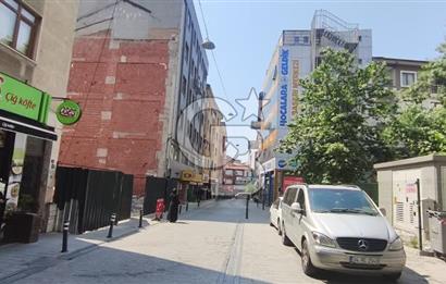 ÜMRANİYE ATATÜRK MAHALLESİ'NDE SATILIK 275m2 YATIRIMLIK DÜKKAN