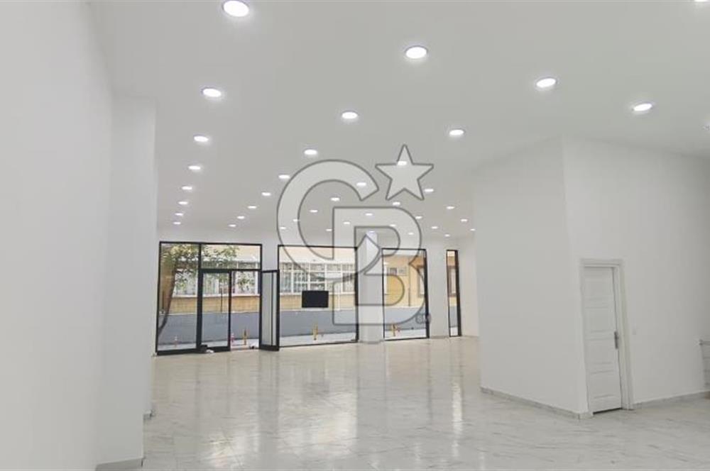 ÜMRANİYE ATATÜRK MAHALLESİ'NDE SATILIK 275m2 YATIRIMLIK DÜKKAN
