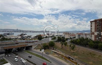 Deniz Manzaralı, Asansörlü ve Kapalı Mutfaklı Fırsat 2+1