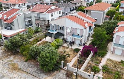 ÇİFTLİKKÖY'DE HARİKA KONUMDA SATILIK 596 M2 İMARLI ARSA