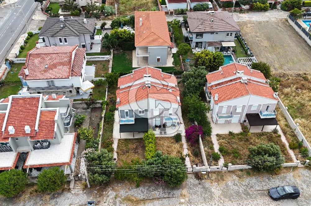 ÇİFTLİKKÖY'DE HARİKA KONUMDA SATILIK 596 M2 İMARLI ARSA
