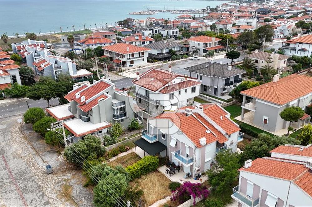 ÇİFTLİKKÖY'DE HARİKA KONUMDA SATILIK 596 M2 İMARLI ARSA