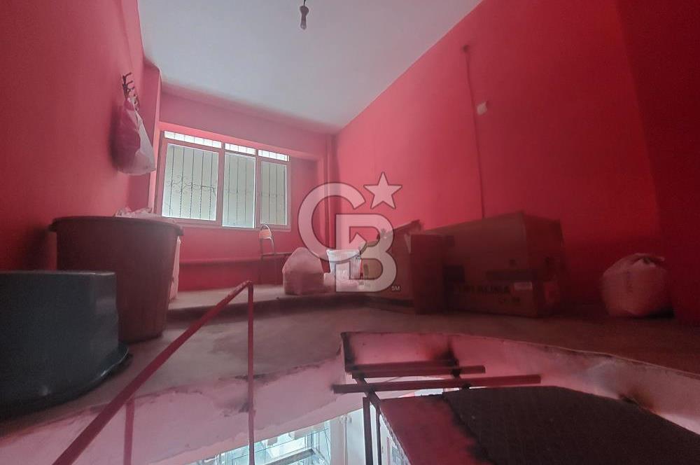 Karşıyaka Bahariye'de Kiralık Merkezi Dükkan