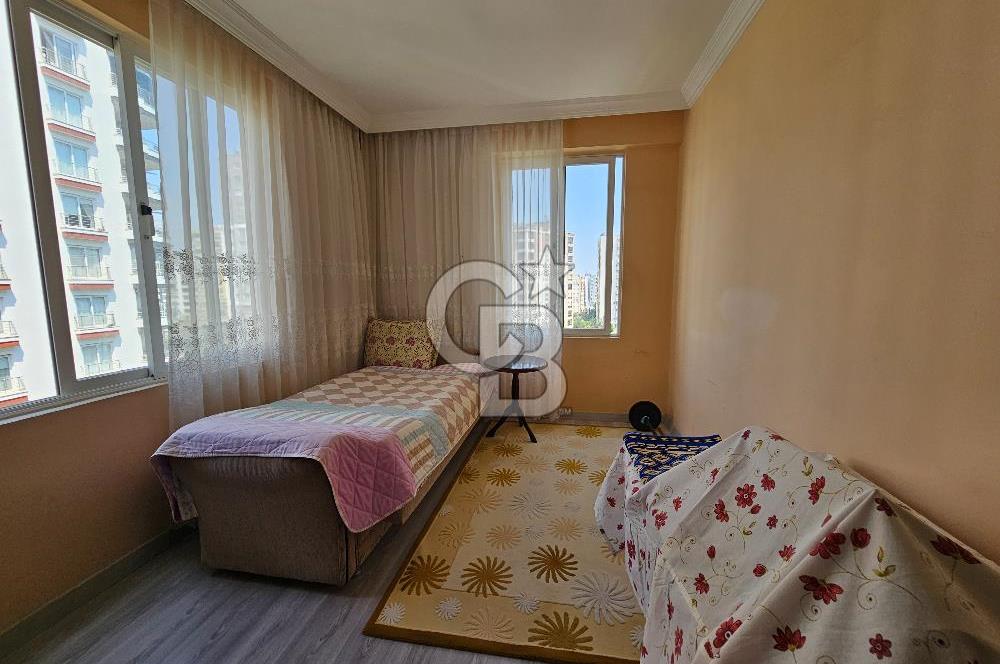 Mezitli Merkez Mah. Site İçerisinde Satılık 4+1 Daire
