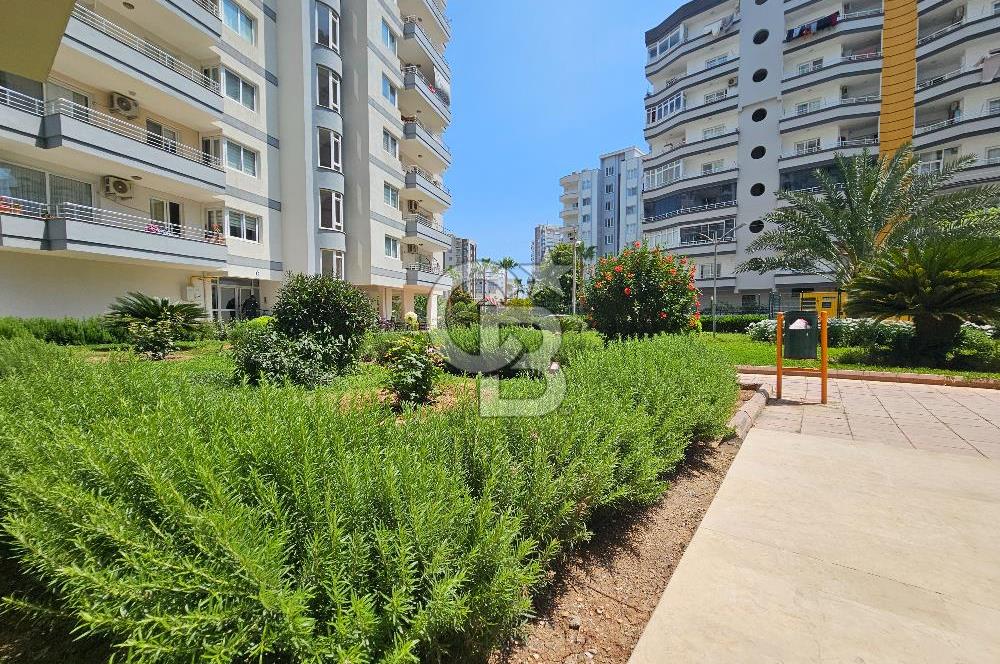 Mezitli Merkez Mah. Site İçerisinde Satılık 4+1 Daire
