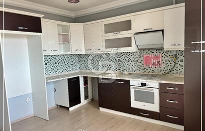 KAYMAKLI'DA KİRALIK DENİZ MANZARALI FERAH 3+1 DAİRE