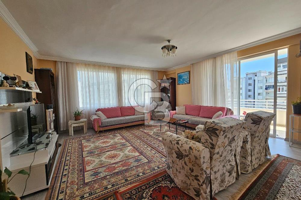 Mezitli Merkez Mah. Site İçerisinde Satılık 4+1 Daire