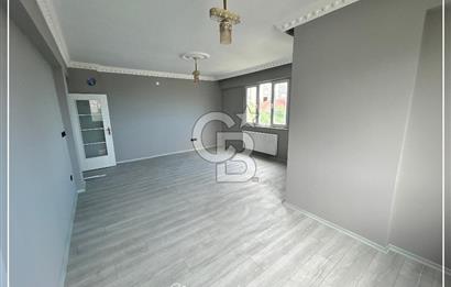 KAYMAKLI'DA KİRALIK DENİZ MANZARALI FERAH 3+1 DAİRE
