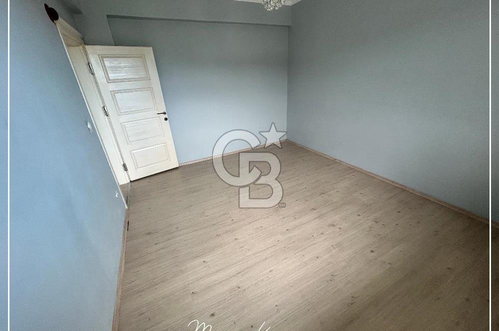 KAYMAKLI'DA KİRALIK DENİZ MANZARALI FERAH 3+1 DAİRE