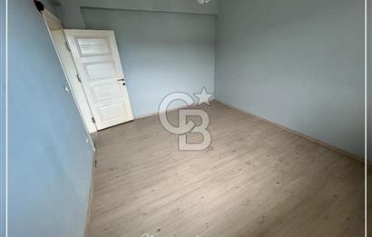KAYMAKLI'DA KİRALIK DENİZ MANZARALI FERAH 3+1 DAİRE