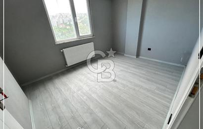 KAYMAKLI'DA KİRALIK DENİZ MANZARALI FERAH 3+1 DAİRE