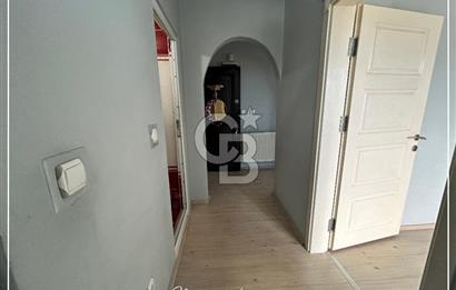 KAYMAKLI'DA KİRALIK DENİZ MANZARALI FERAH 3+1 DAİRE
