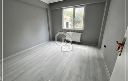 KAYMAKLI'DA KİRALIK DENİZ MANZARALI FERAH 3+1 DAİRE