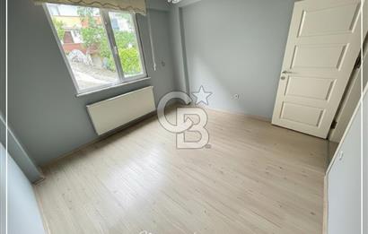KAYMAKLI'DA KİRALIK DENİZ MANZARALI FERAH 3+1 DAİRE