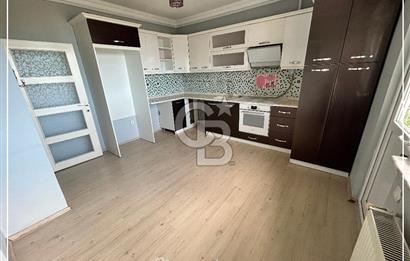 KAYMAKLI'DA KİRALIK DENİZ MANZARALI FERAH 3+1 DAİRE