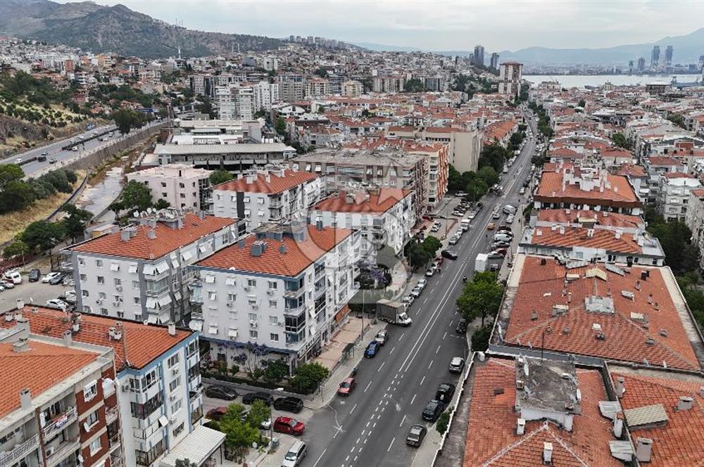 KARŞIYAKA BAHÇELİEVLER'DE 3+1 KİRALIK DAİRE