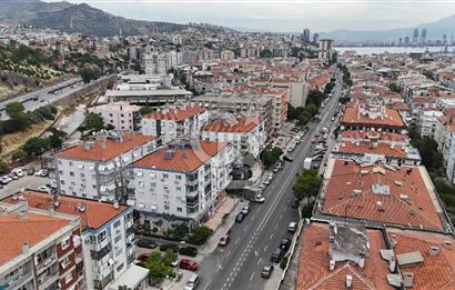 KARŞIYAKA BAHÇELİEVLER'DE 3+1 KİRALIK DAİRE