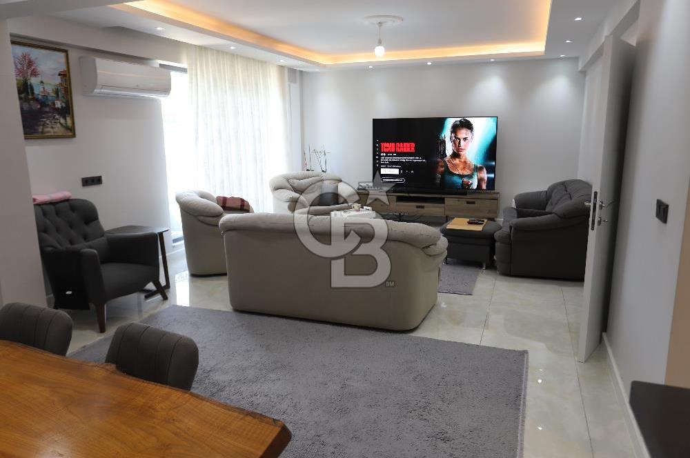 KARAPINAR'DA PRESTİJLİ SİTE İÇERİSİNDE 210 m² TRİPLEKS VİLLA