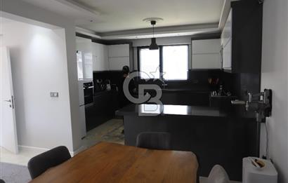 KARAPINAR'DA PRESTİJLİ SİTE İÇERİSİNDE 210 m² TRİPLEKS VİLLA
