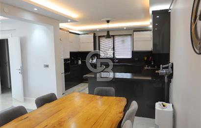 KARAPINAR'DA PRESTİJLİ SİTE İÇERİSİNDE 210 m² TRİPLEKS VİLLA
