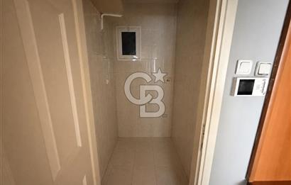 KARŞIYAKA BAHÇELİEVLER'DE 3+1 KİRALIK DAİRE