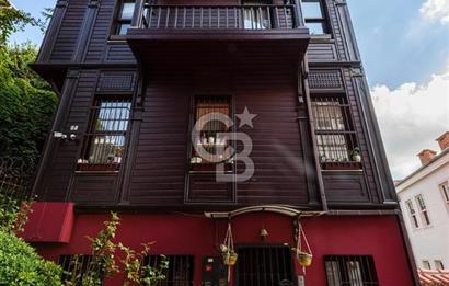 Ezine O.S.B'de Harika Konumlu Satılık 15.400 m² 2 Parsel Arsa