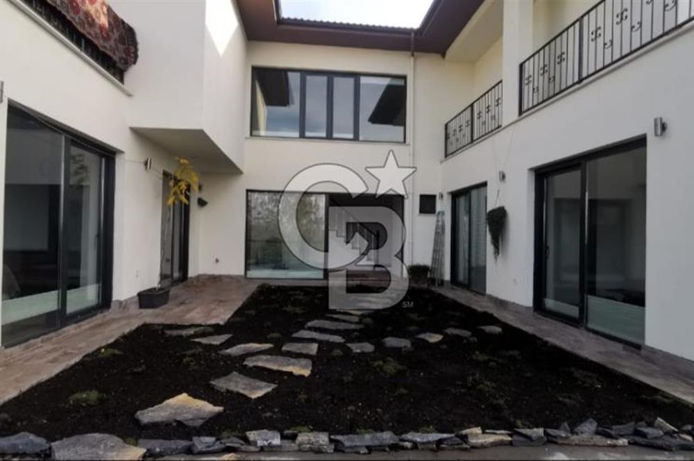 Doğa İçinde Lüks Müstakil Villa Ve Arsası