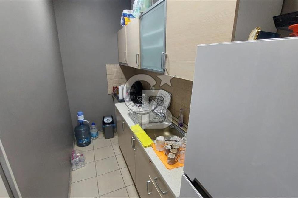İstoç Mahmutbey Satılık 2+1 Ofis Katı - Yatırımlık