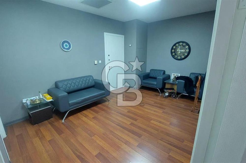 İstoç Mahmutbey Satılık 2+1 Ofis Katı - Yatırımlık