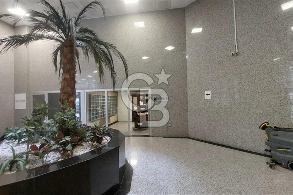 İstoç Mahmutbey Satılık 2+1 Ofis Katı - Yatırımlık