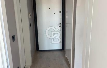 CUMHURİYET MAHALLESİ'NDE ANA YOL ÜZERİNDE KİRALIK 1+1 DAİRE