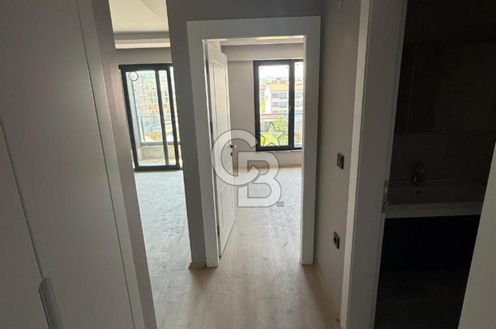 CUMHURİYET MAHALLESİ'NDE ANA YOL ÜZERİNDE KİRALIK 1+1 DAİRE