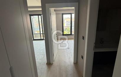 CUMHURİYET MAHALLESİ'NDE ANA YOL ÜZERİNDE KİRALIK 1+1 DAİRE