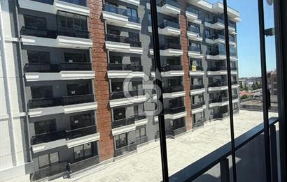 CUMHURİYET MAHALLESİ'NDE ANA YOL ÜZERİNDE KİRALIK 1+1 DAİRE