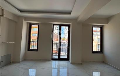 Çanakkale Cevat Paşa'da Kordona yakın 1+1 deniz manzaralı kiralık  işyeri / daire