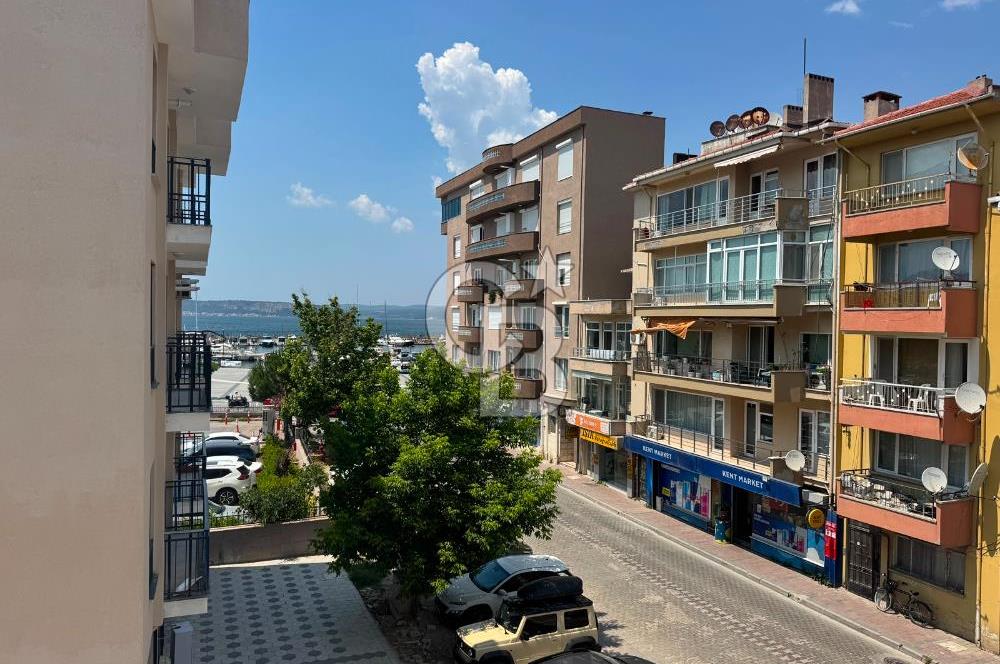 Çanakkale Cevat Paşa'da Kordona yakın 1+1 deniz manzaralı kiralık  işyeri / daire