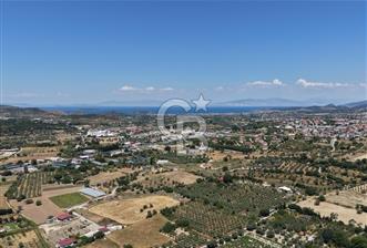 Urla Altıntaş'da Yola Cepheli, Elektrik/Suyu Hazır Satılık Tarla - 1 - 351365