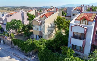 Villakentte Muhteşem Konumlu Satılık Triplex Villa