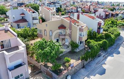 Villakentte Muhteşem Konumlu Satılık Triplex Villa