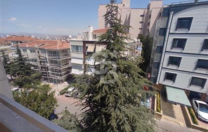 ÇANKAYA NERGİZ SOKAK'TA EN ÜST KAT 4+1 KİRALIK DAİRE