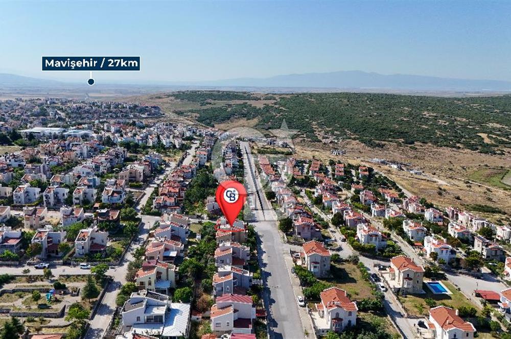 Villakentte Muhteşem Konumlu Satılık Triplex Villa