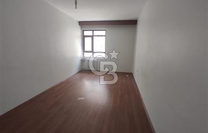 ÇANKAYA NERGİZ SOKAK'TA EN ÜST KAT 4+1 KİRALIK DAİRE