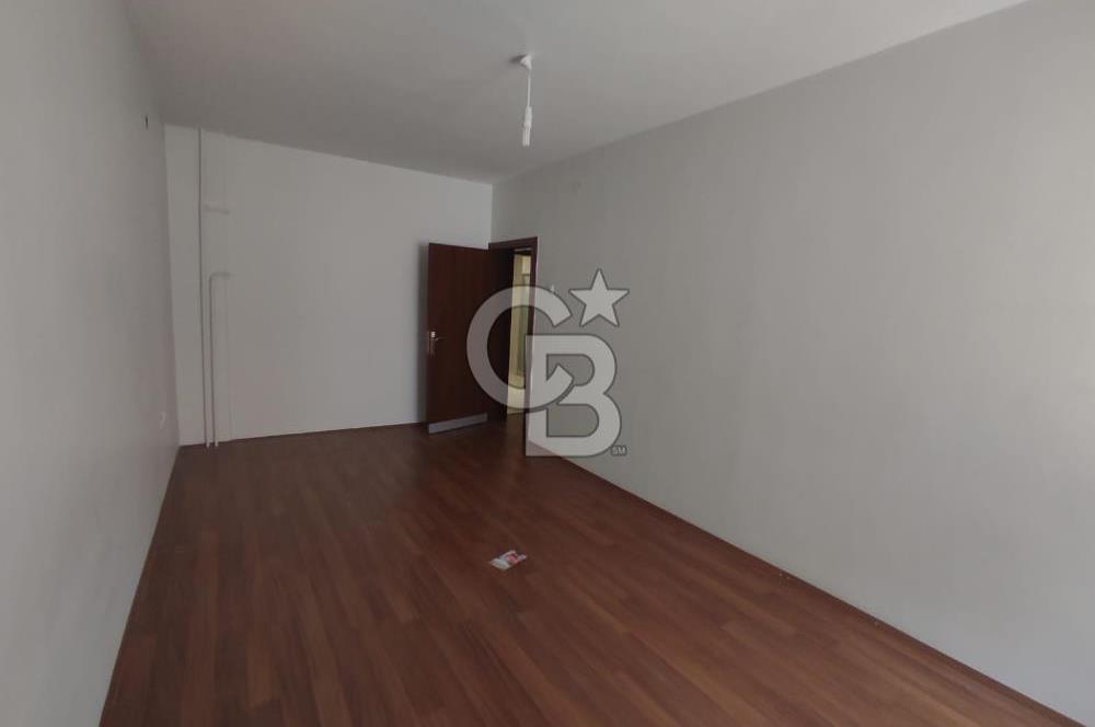ÇANKAYA NERGİZ SOKAK'TA EN ÜST KAT 4+1 KİRALIK DAİRE