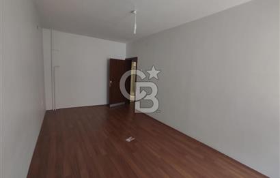 ÇANKAYA NERGİZ SOKAK'TA EN ÜST KAT 4+1 KİRALIK DAİRE
